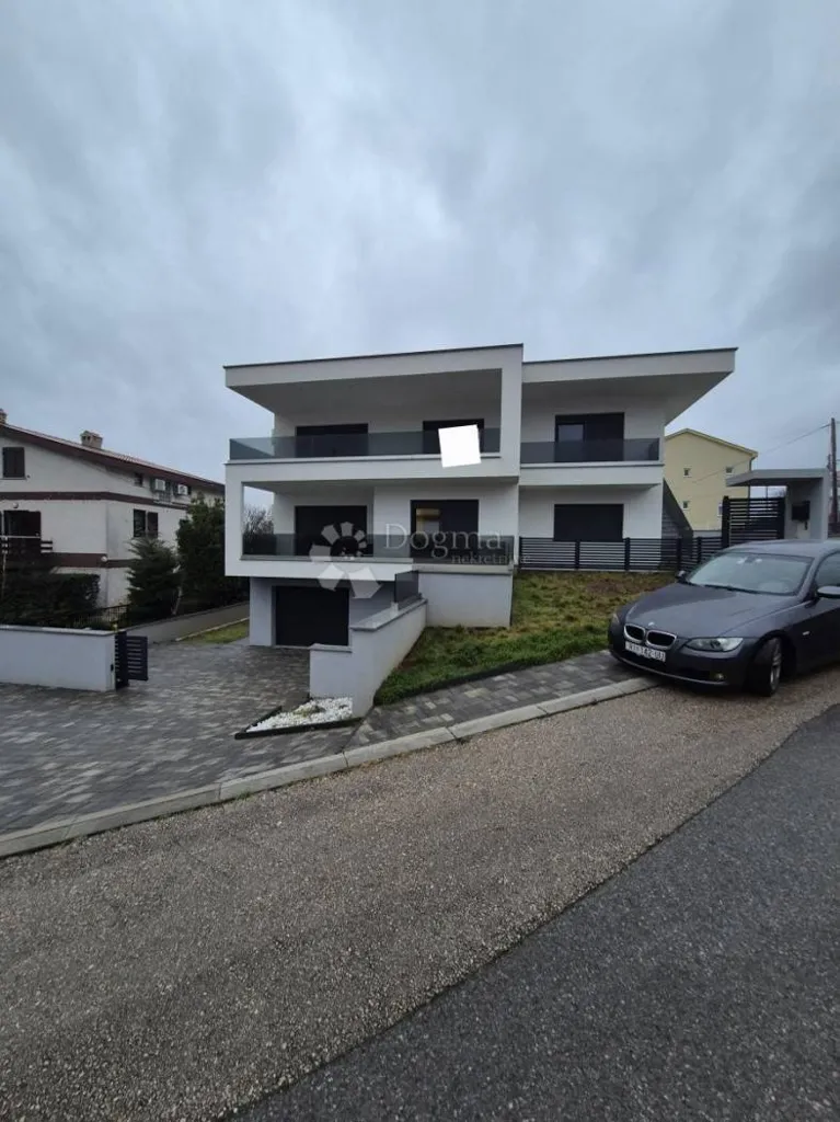 Esterno - Apartment with Garage in Crikvenica Centre