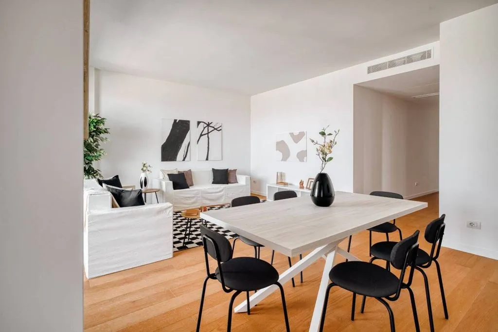 Söögituba - Luxury Flat with Spacious Loggia in Milan