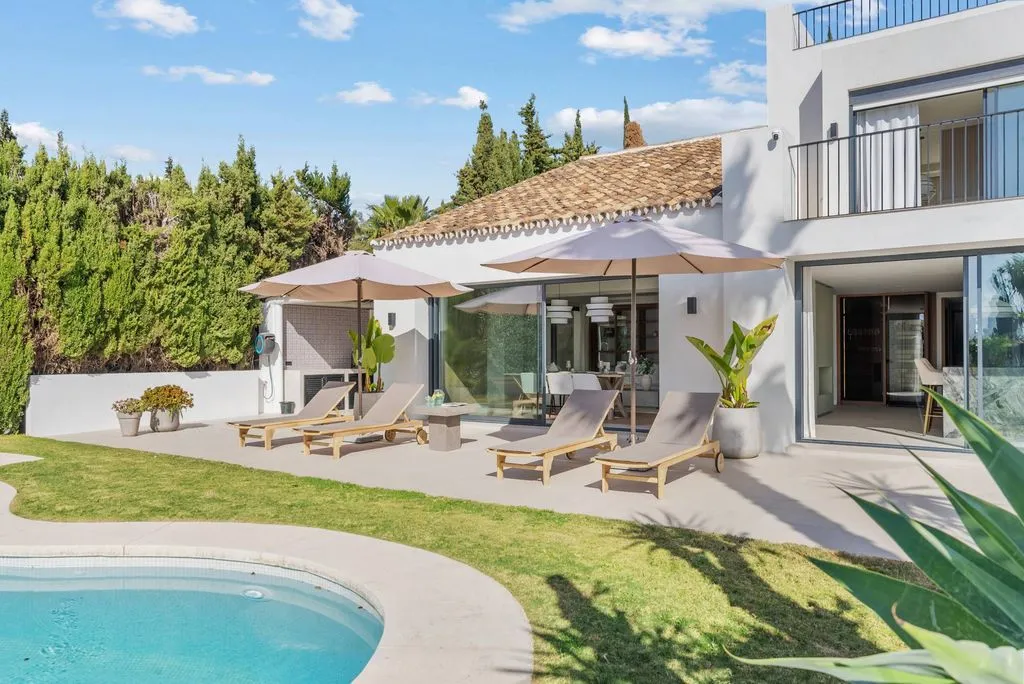 Piscine - Luxury Villa with Private Pool in Marbella