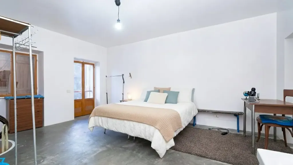 Magamistoad - Charming Cottage with Balcony in Pradleves
