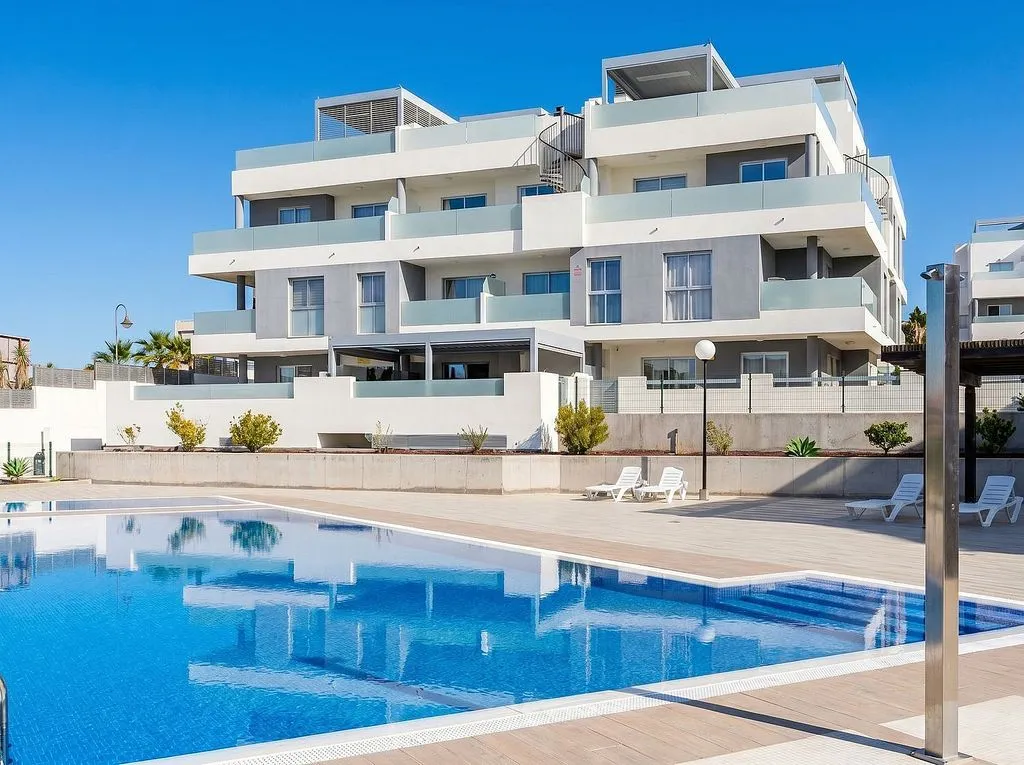 Bassein - Penthouse with Pool in La Tejita