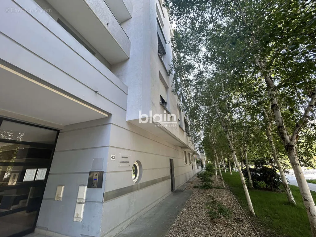 Extérieur - Appartement T2 avec Terrasse à Grenoble