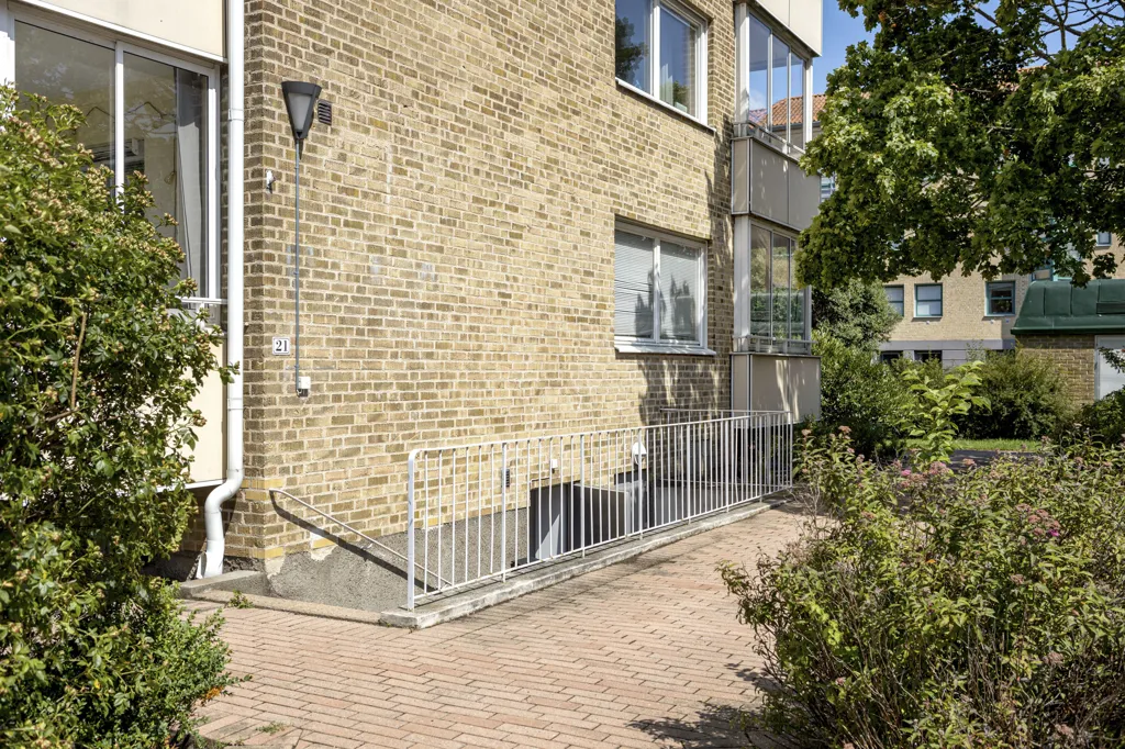 Giardino - Renovated Commercial Space in Central Malmö