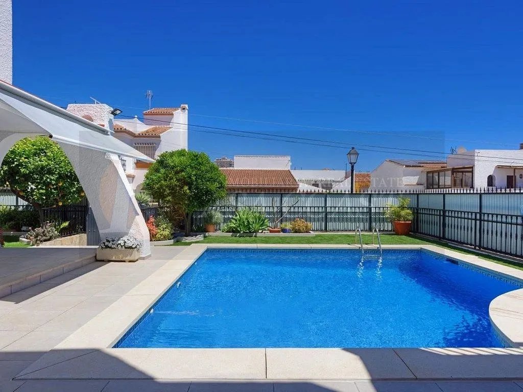 pool_area