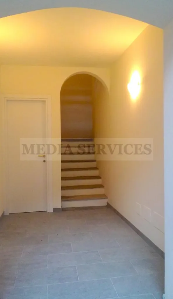 Esik - Luxury Loft with Balcony in Vigevano