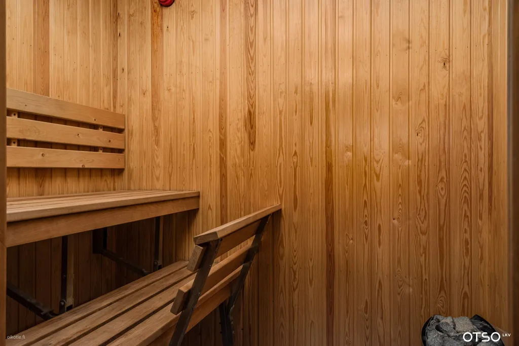 Toad - Spacious House with Garden in Uusiniitty, Pori
