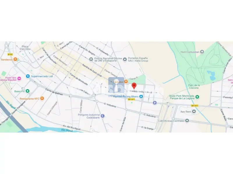 Three-Bedroom Flat in Ripollet Centre