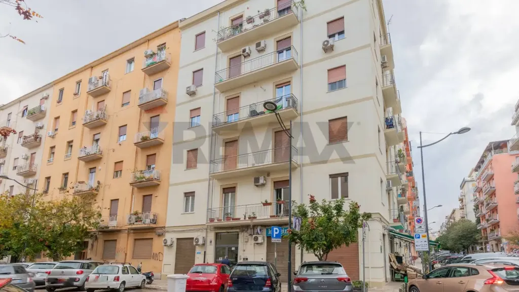 Välivaade - Rustic-Style Apartment with Balcony in Palermo