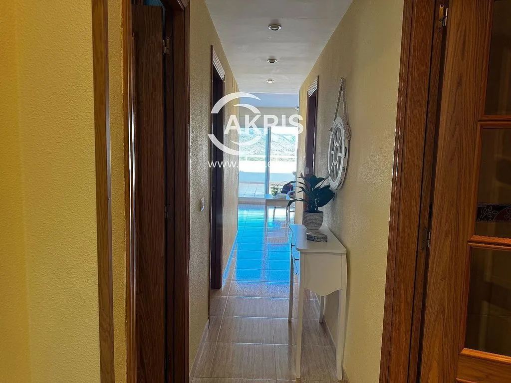 hallway_entrance