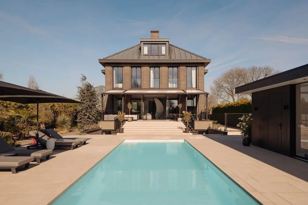 Pool - Villa with River View on Amsteldijk Noord