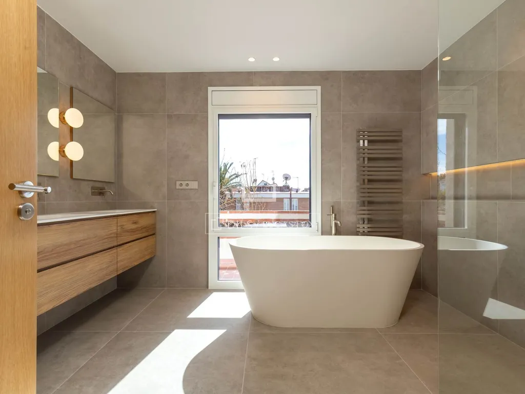 Badezimmer - Historic House with Pool in Sant Just Desvern