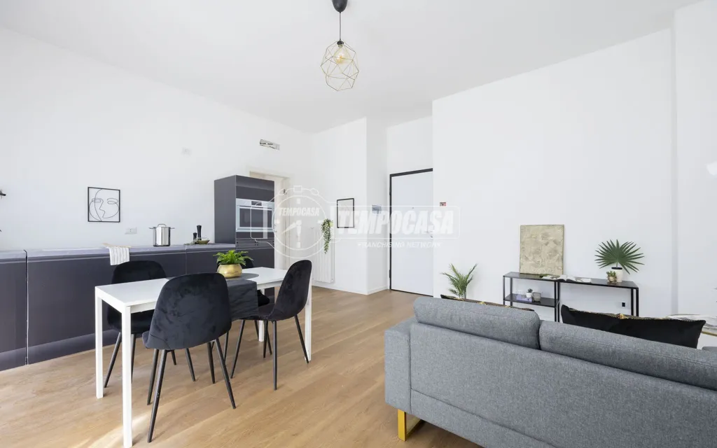 Soggiorno - Fully Rented Flat with Balcony in Milan