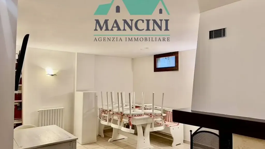Chambres - Independent House with Garden in Jesi