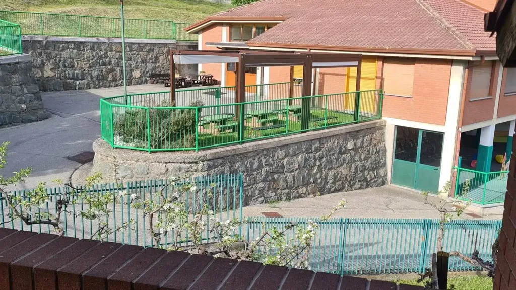 Rõdu - Studio Flat with Balcony in Aosta