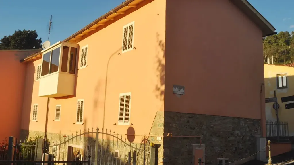 Exterior - Terra Tetto with Solar Panels in Rosignano Marittimo