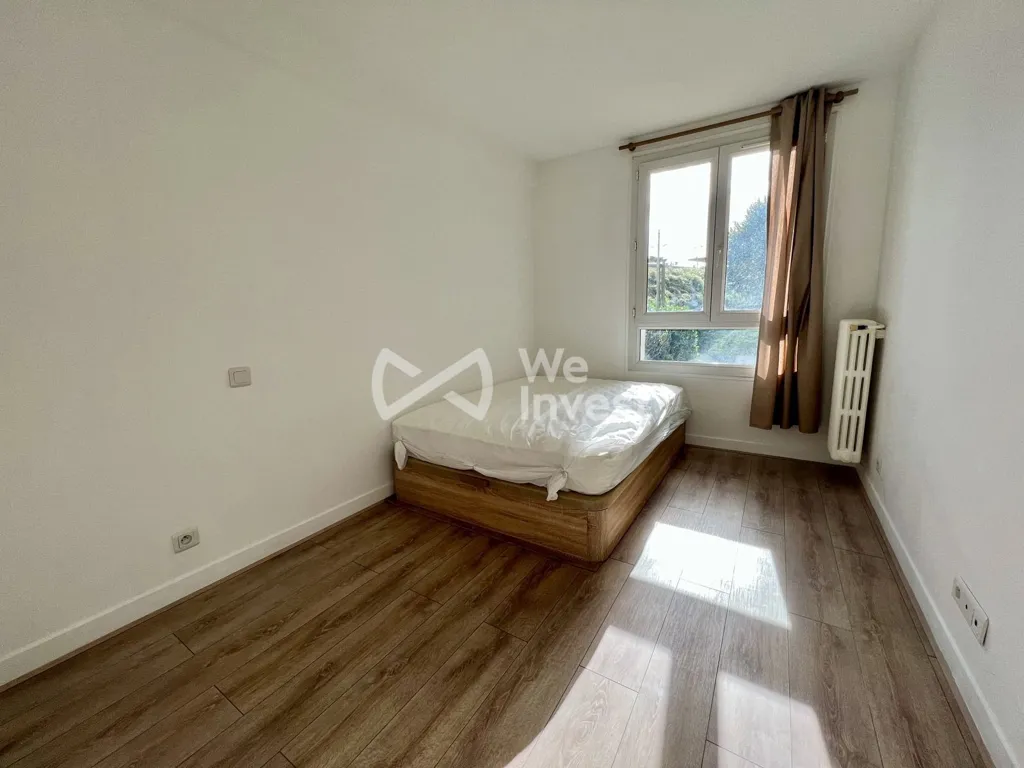 Magamistoad - Modern 4-Piece Flat with Private Parking in Colombes