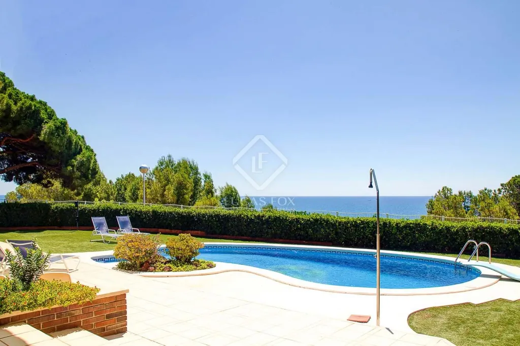 Bassein - House with Sea View and Pool in Torredembarra