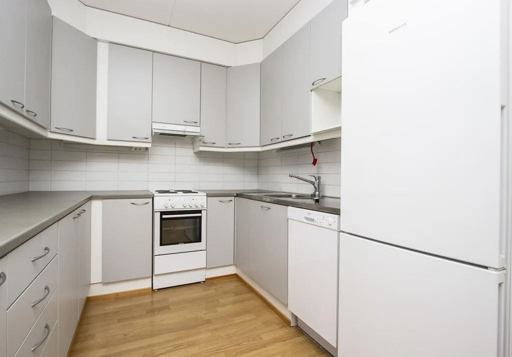 Cuisine - First Floor Flat with Sauna in Simonkylä, Vantaa
