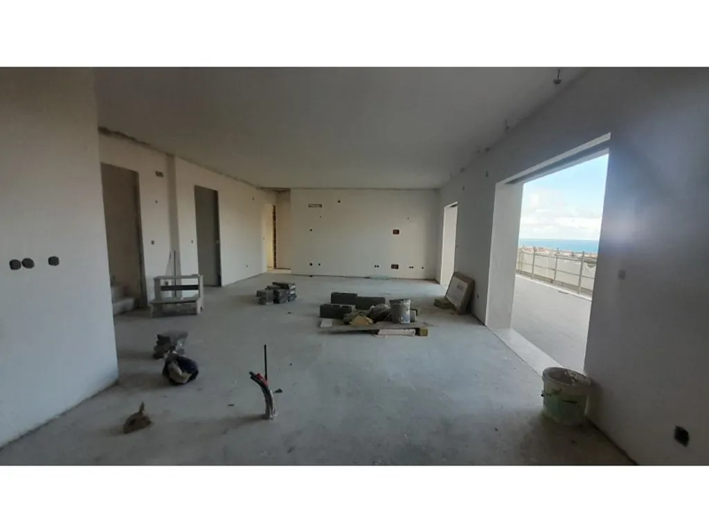 Pièces - Luxury Penthouse with Pool in Mafra, Lisbon