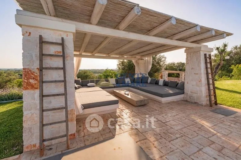 Terrace - Luxury Villa with Pool in Ostuni