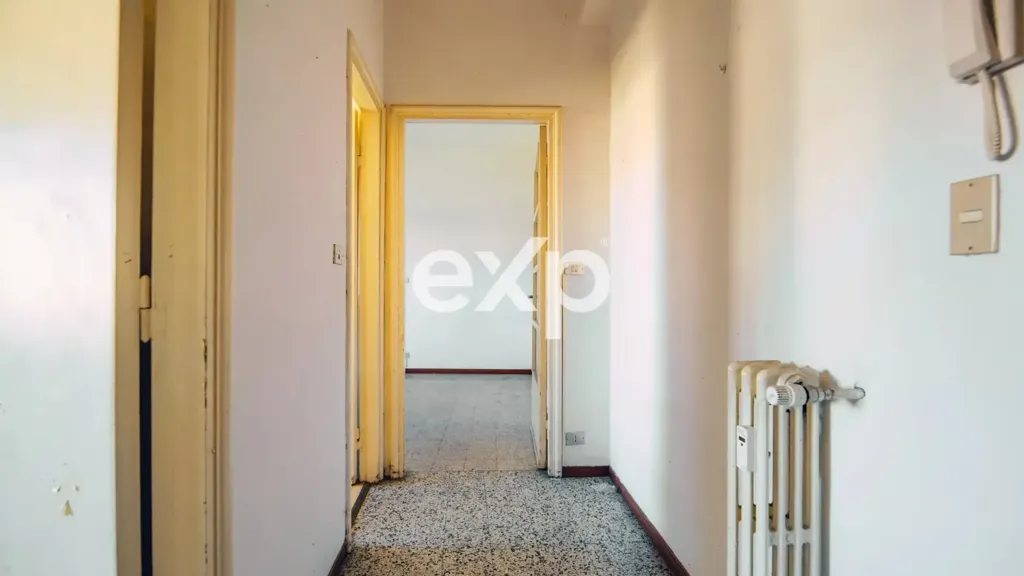 Entrée - Apartment with Balcony in Castellanza