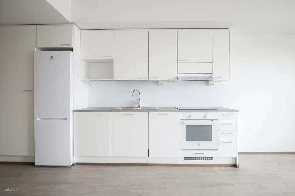 Köök - Modern Studio with Balcony in Finnoo, Espoo