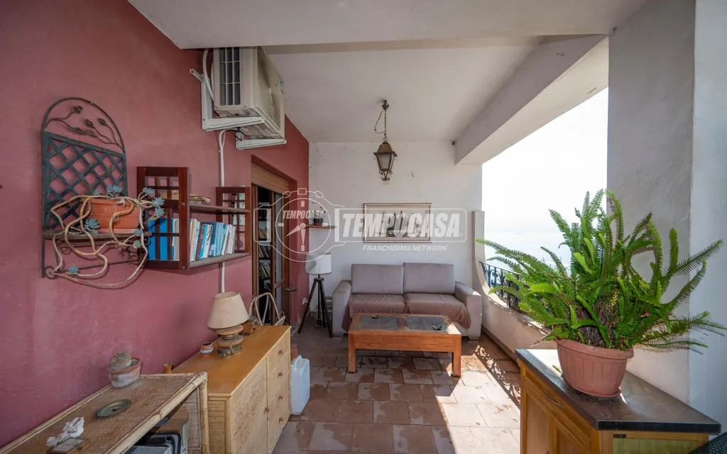 Terrasse - First Floor Flat with Sea View Terrace in Messina