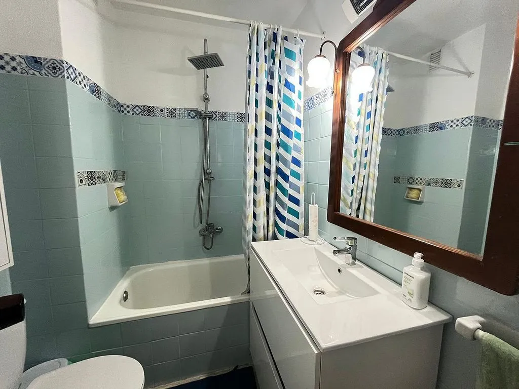 Salles de bain - Apartment with River View in Caranza