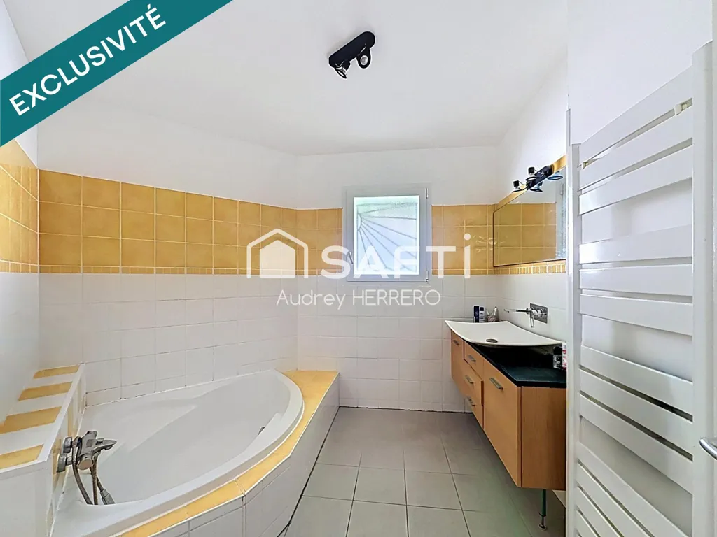 Vannitoad - Spacious House with Pool on Castelginest Côteaux