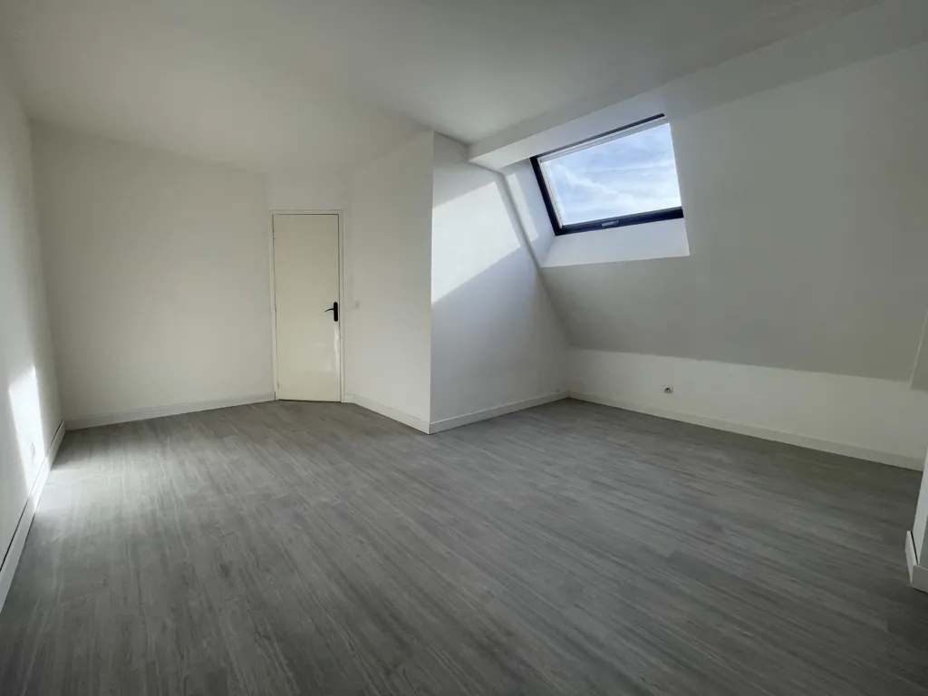 Toad - Duplex by ESSONNE in Corbeil-Essonnes