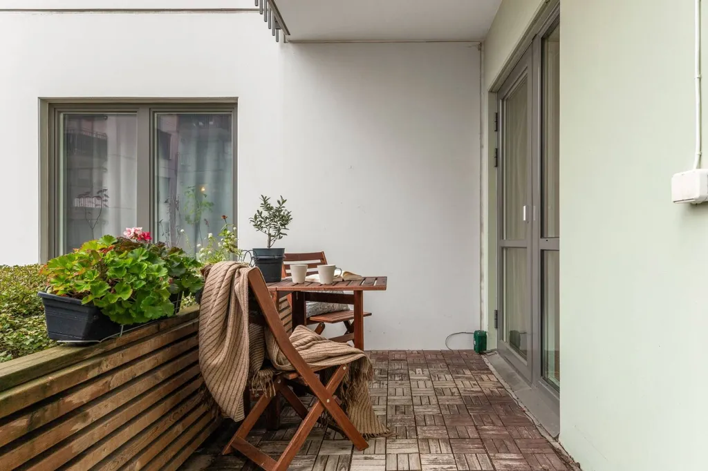 Balcon - Modern Flat with Terrace in Ursvik