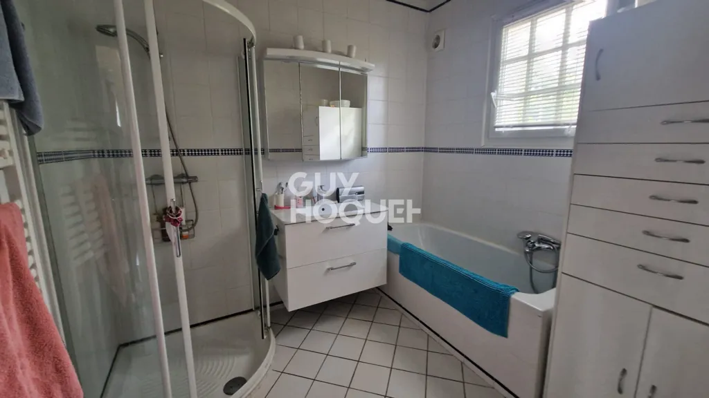 Vannitoad - Spacious House with Garden in Eure-et-Loir