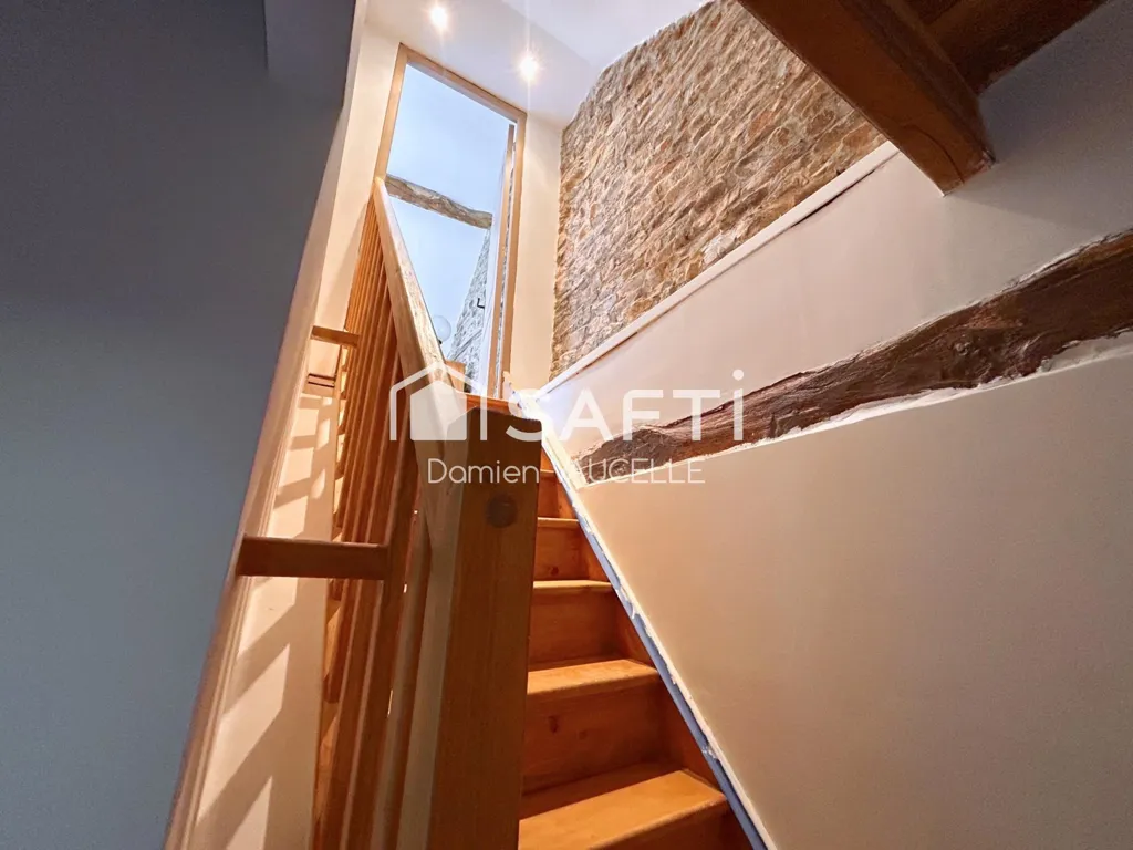Rooms - Renovated House with Garden in La Dorée