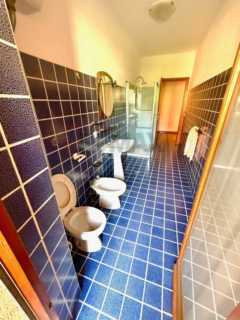 Bagni - Spacious Apartment with Terrace in Prato
