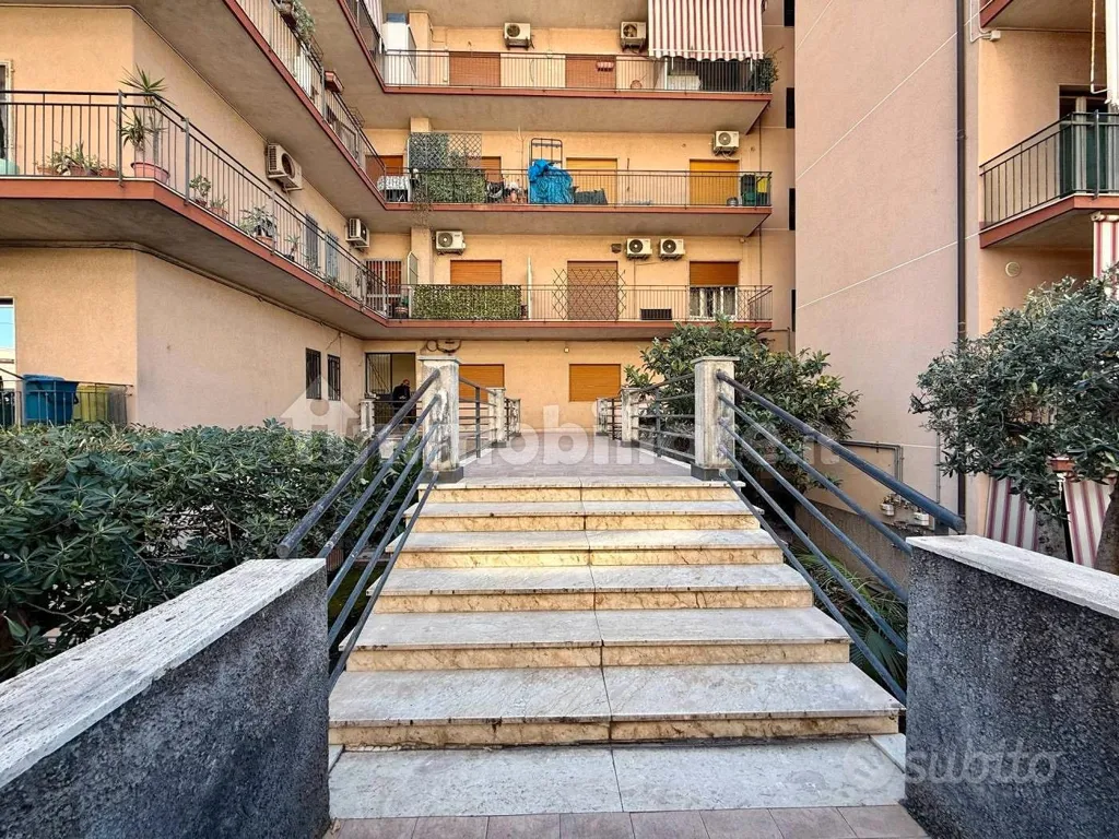 Pièces - Modernised Apartment with City View in Ognina