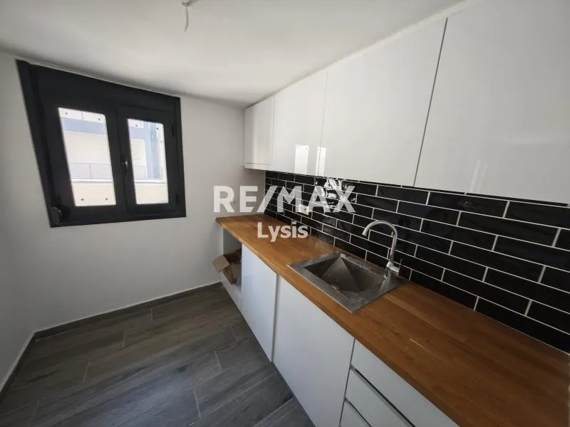 Köök - Modernised Studio with Balcony in Rethymno