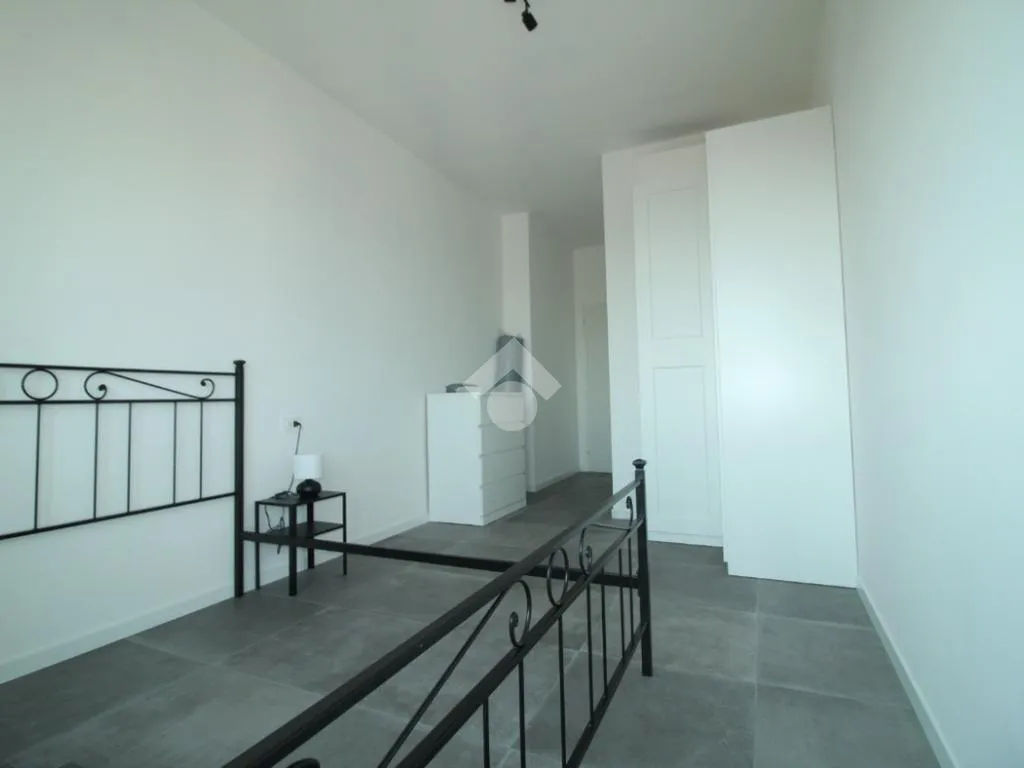 Chambres - Modernised 2-Bedroom in Central Bergamo