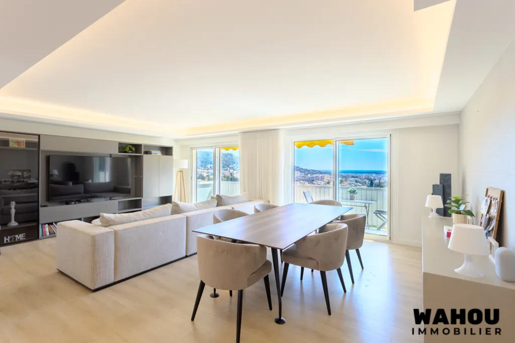 Séjour - Appartement 4P avec Vue Mer Panoramique au Cannet