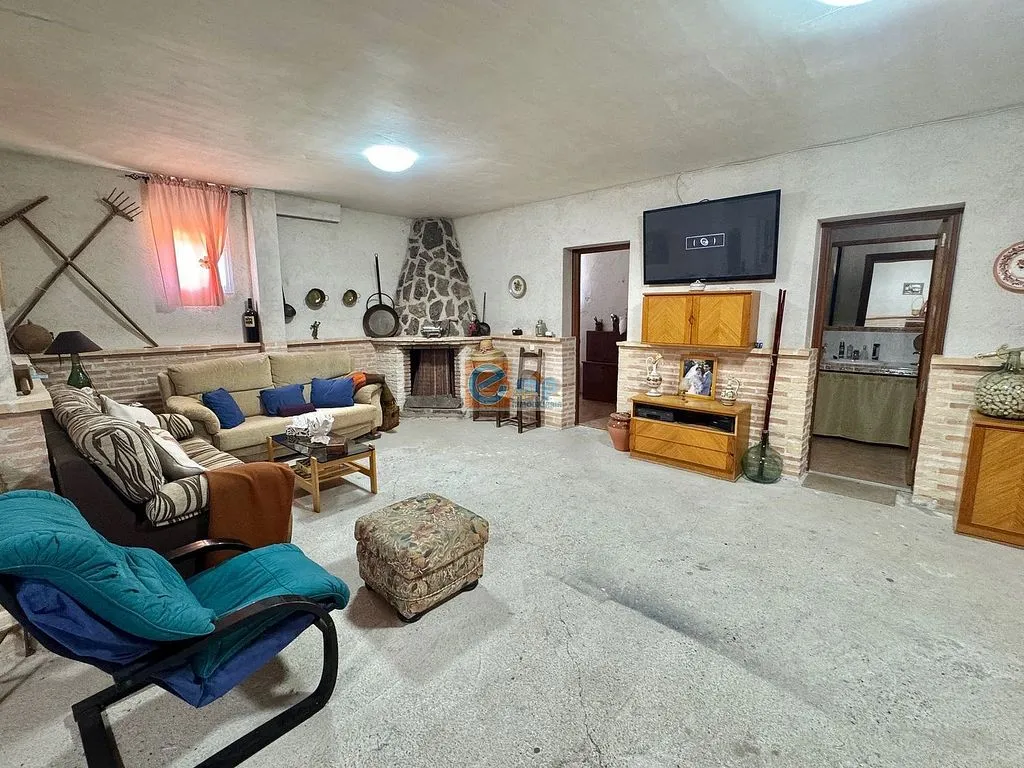 Séjour - Chalet with Pool and Terraces in Palomeque