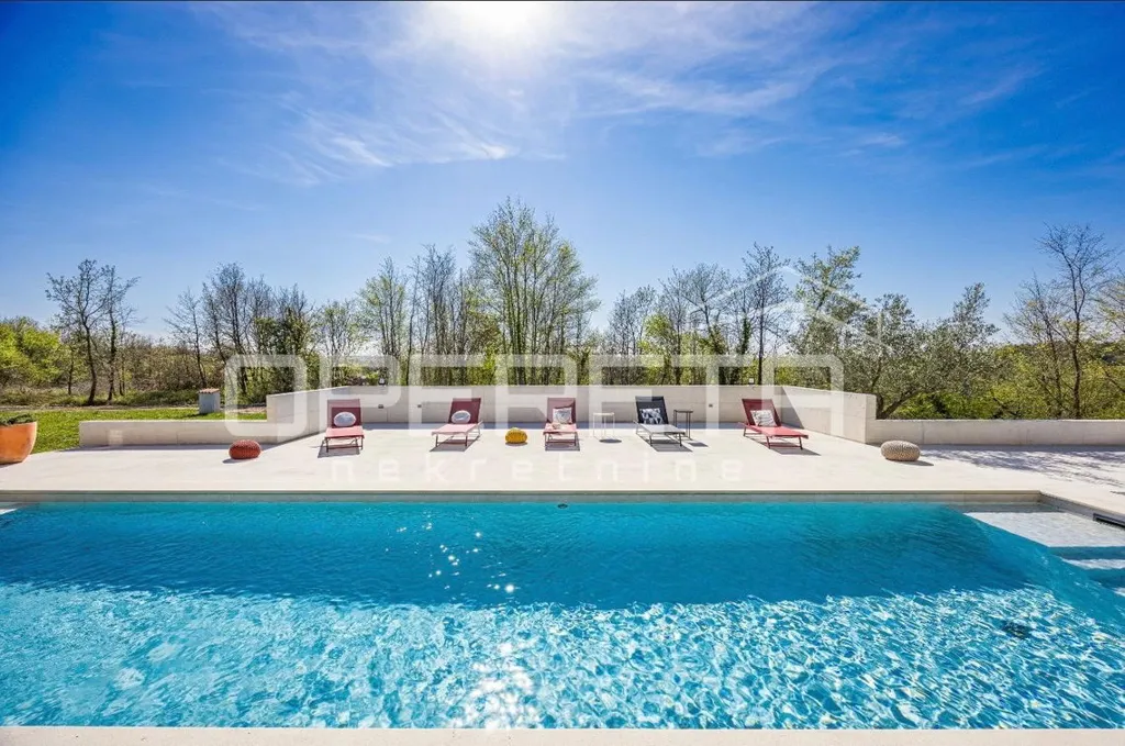 Bassein - Designer Villa with Infinity Pool near Grožnjan