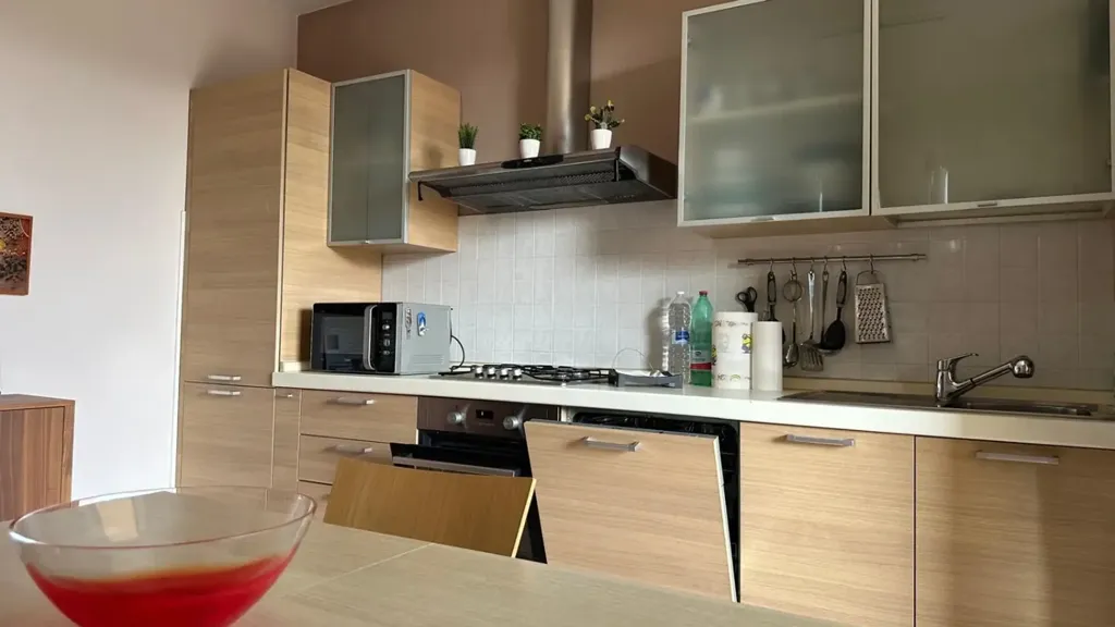 Cuisine - Modern Flat with Balcony in Rottofreno