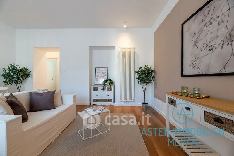 Soggiorno - Historic Apartment with Balcony in Merano