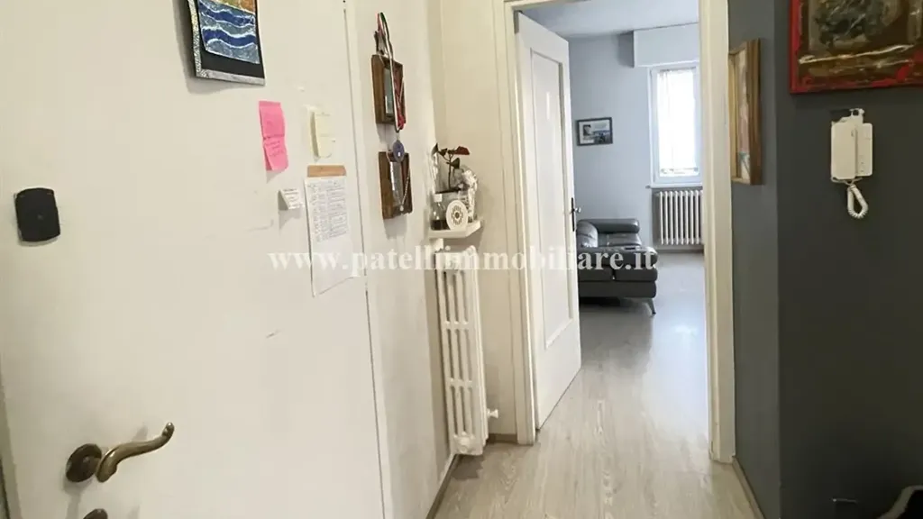 Esik - Rented 3-Bedroom Apartment in Almé