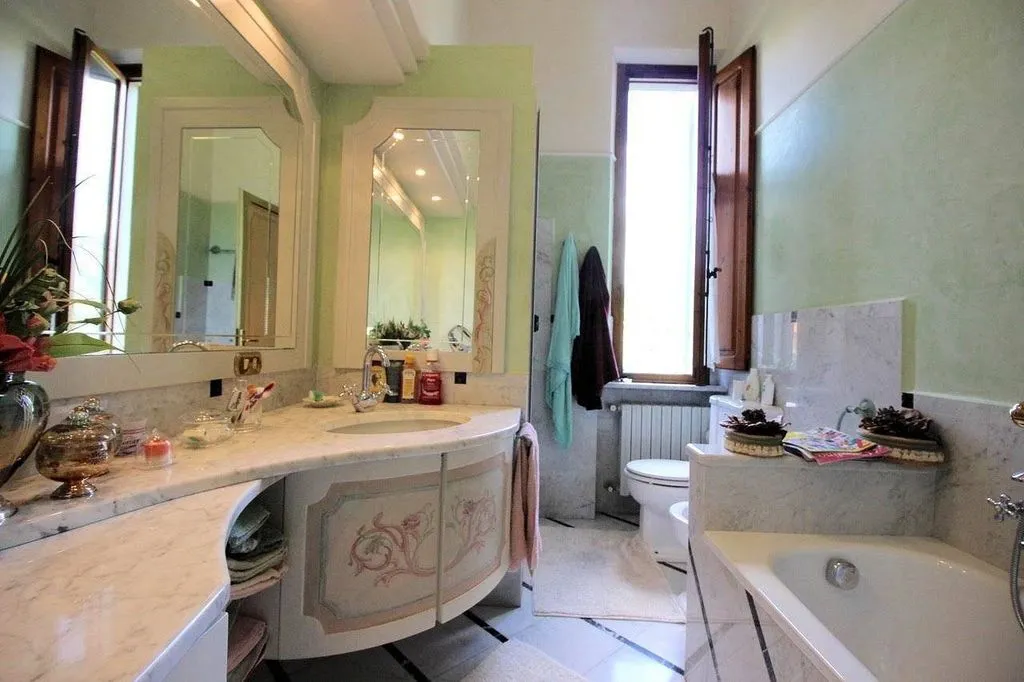 Vannitoad - Art Nouveau Villa with Garden in Pescia, Tuscany