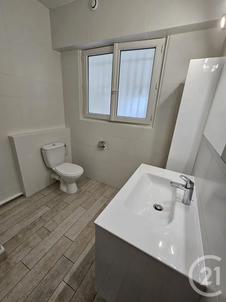 Vannitoad - Charming Townhouse with Garden in Châteauroux