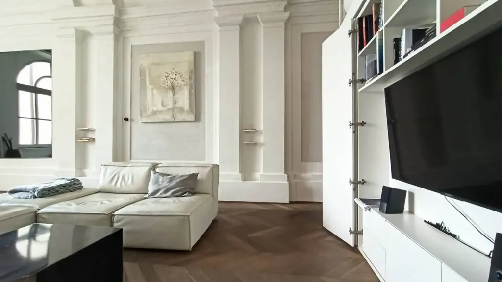 Elutuba - Historic Two-Bedroom Apartment in Capodimonte, Ancona