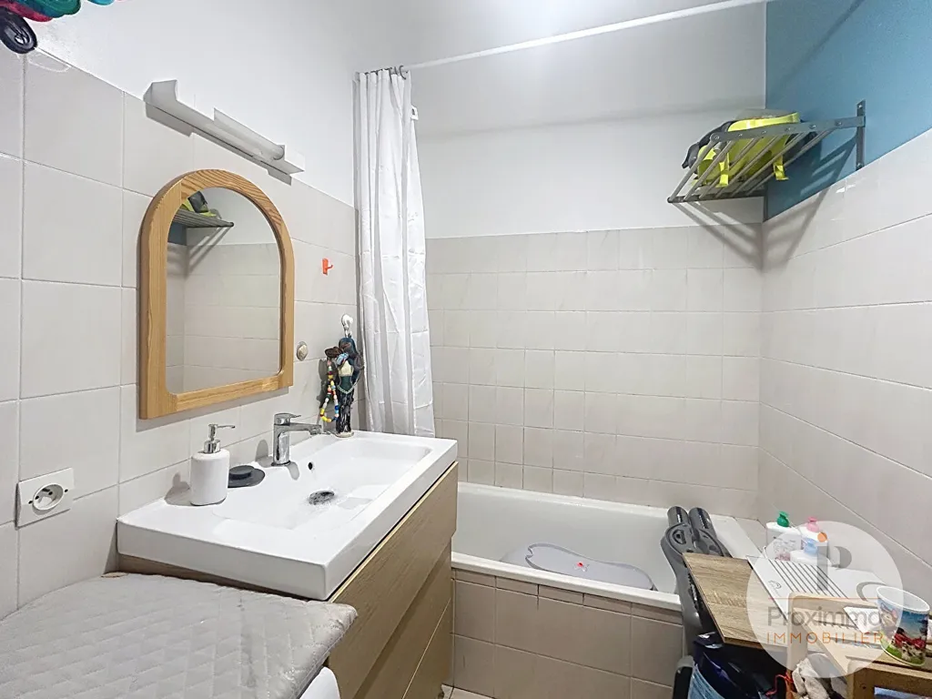 Salles de bain - Appartement 3 Pièces avec Vue Port à Redon