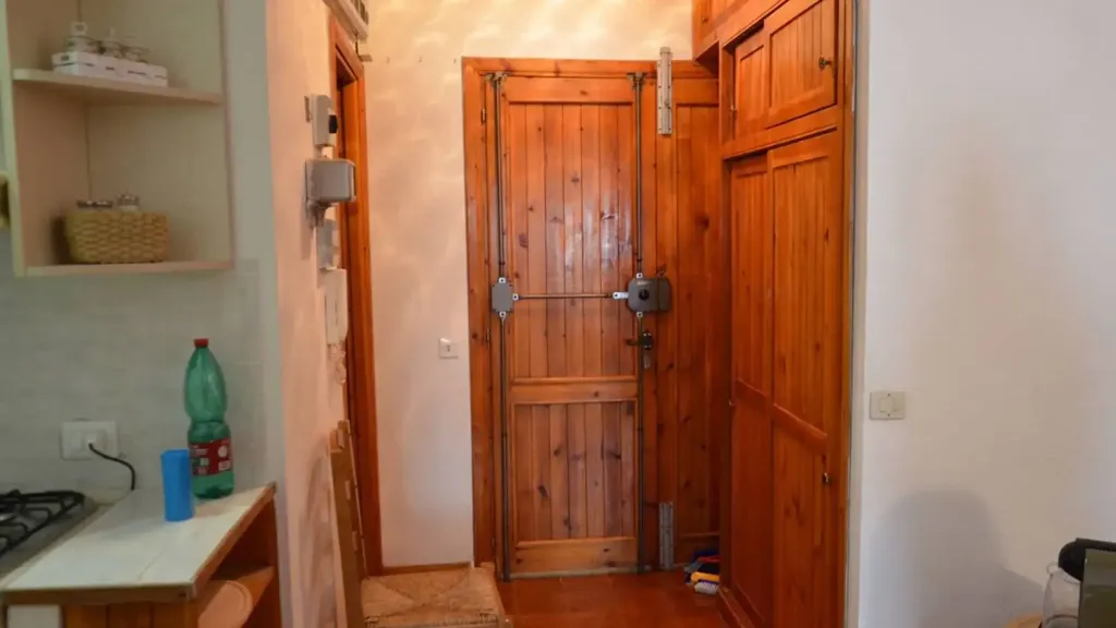 Esik - Ground Floor Apartment with Fireplace in Ovindoli