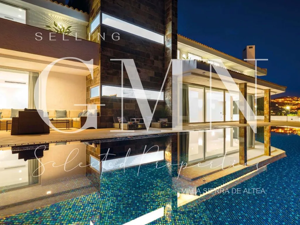 Pool - Luxury Villa with Sea View in Altea