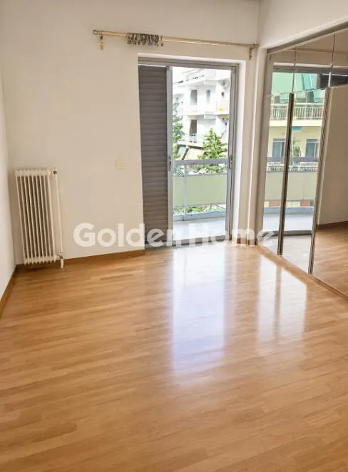 Magamistoad - Bright Apartment with Balcony in Marousi Centre